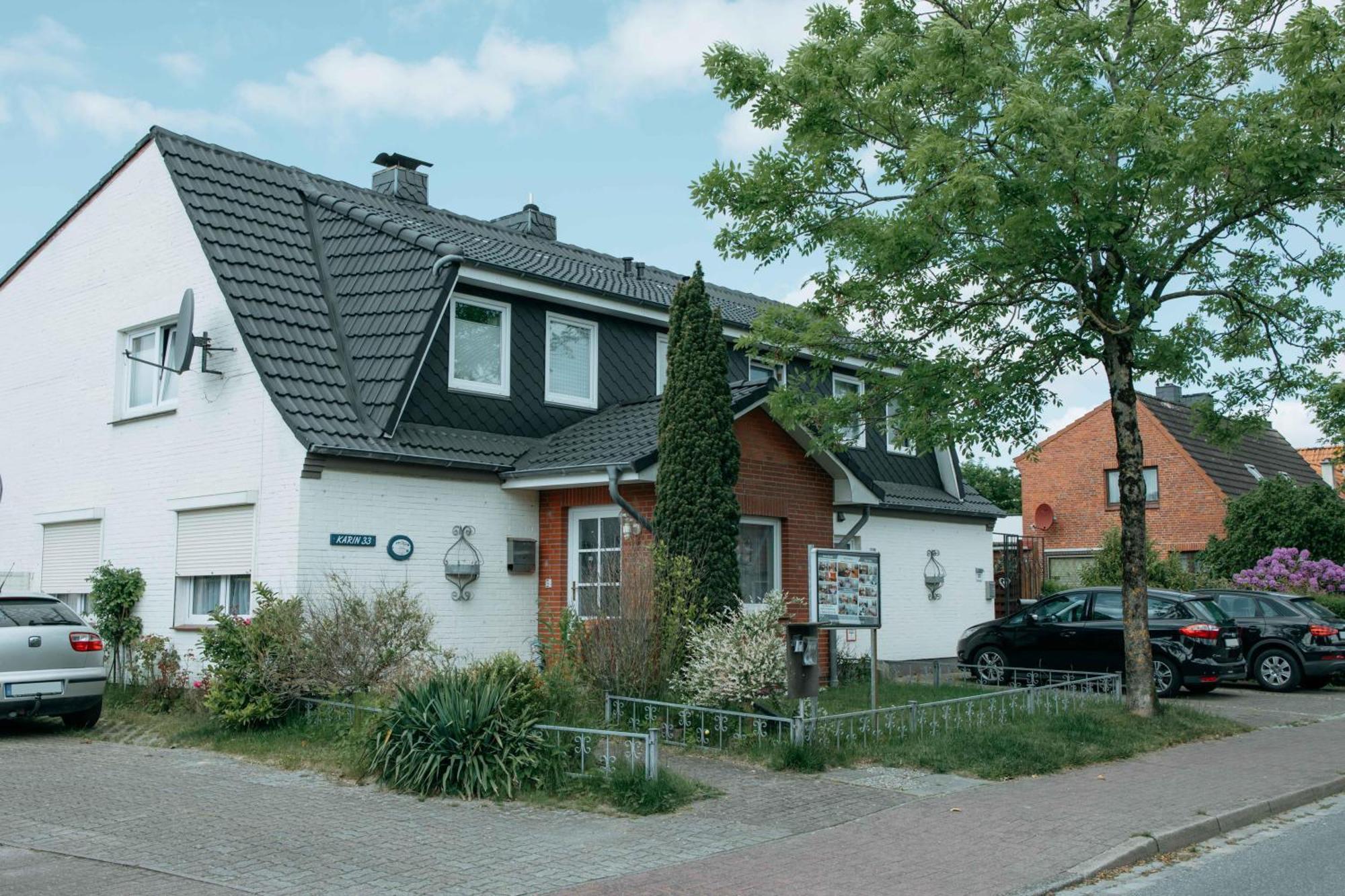 Haus-Karin-Ferienwohnung-2 比苏姆 外观 照片